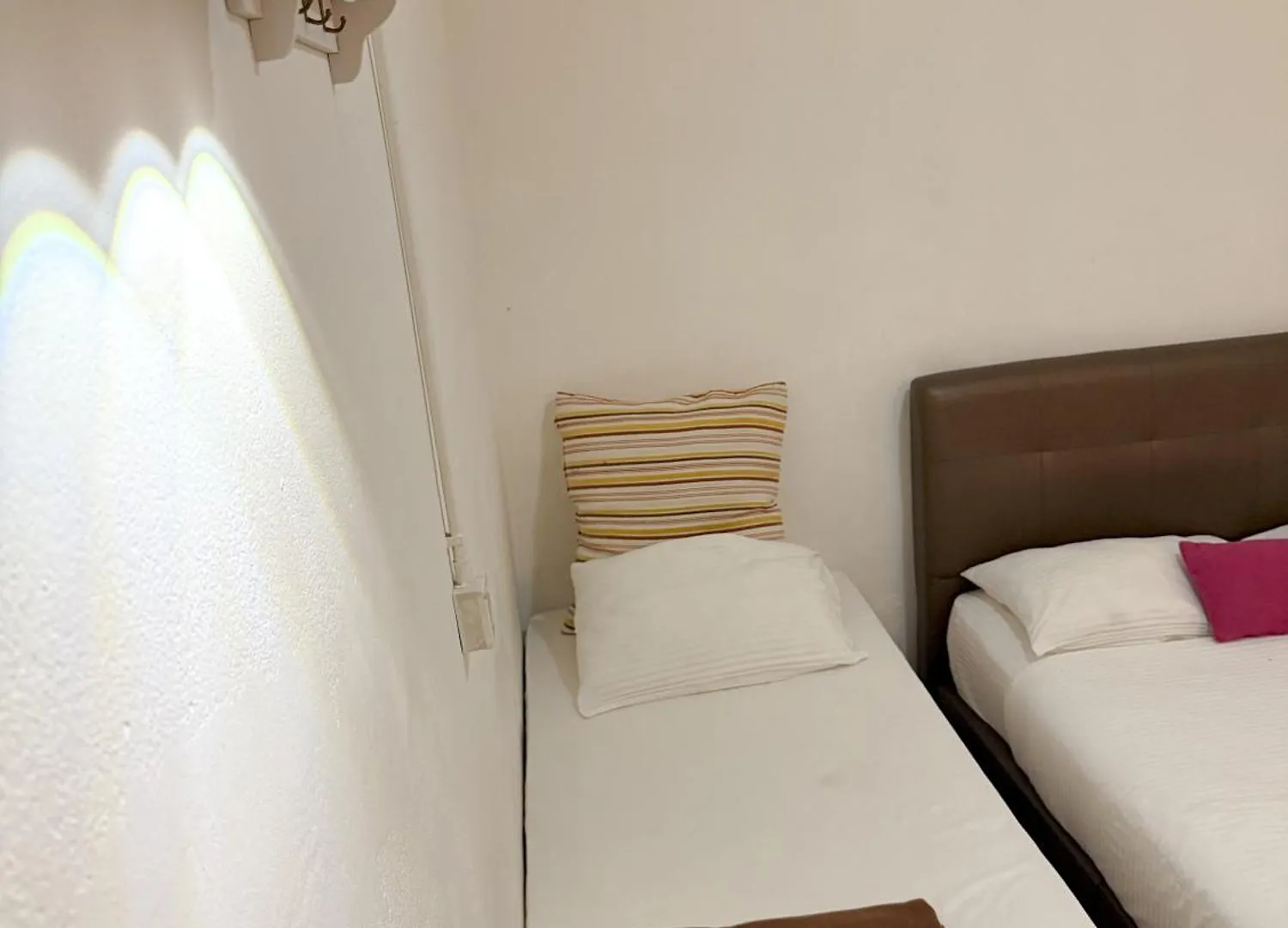 Tonight Hotel Τζωρτζ Τάουν Δωμάτια σε οικογενειακή κατοικία