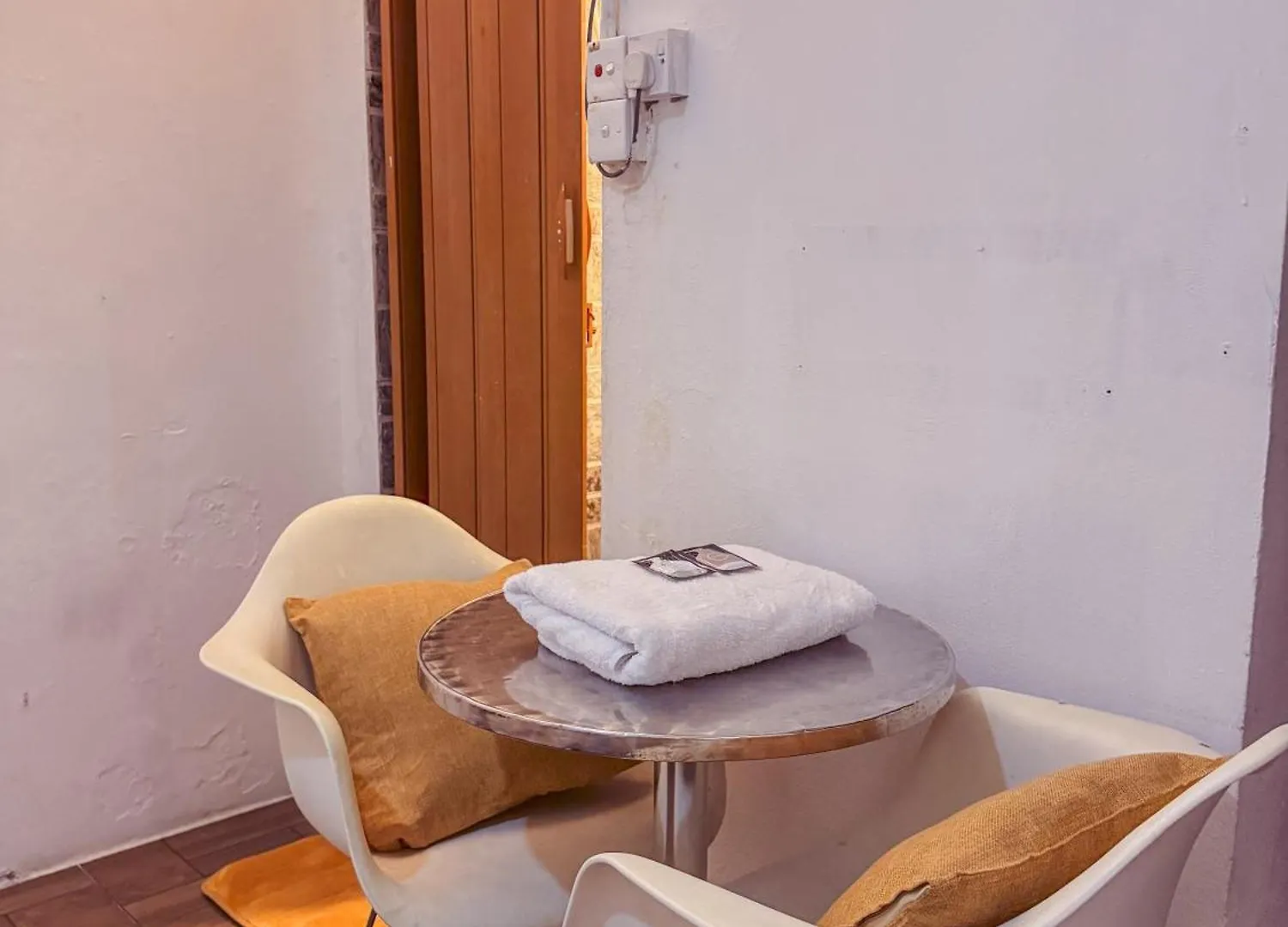 Tonight Hotel Τζωρτζ Τάουν Δωμάτια σε οικογενειακή κατοικία